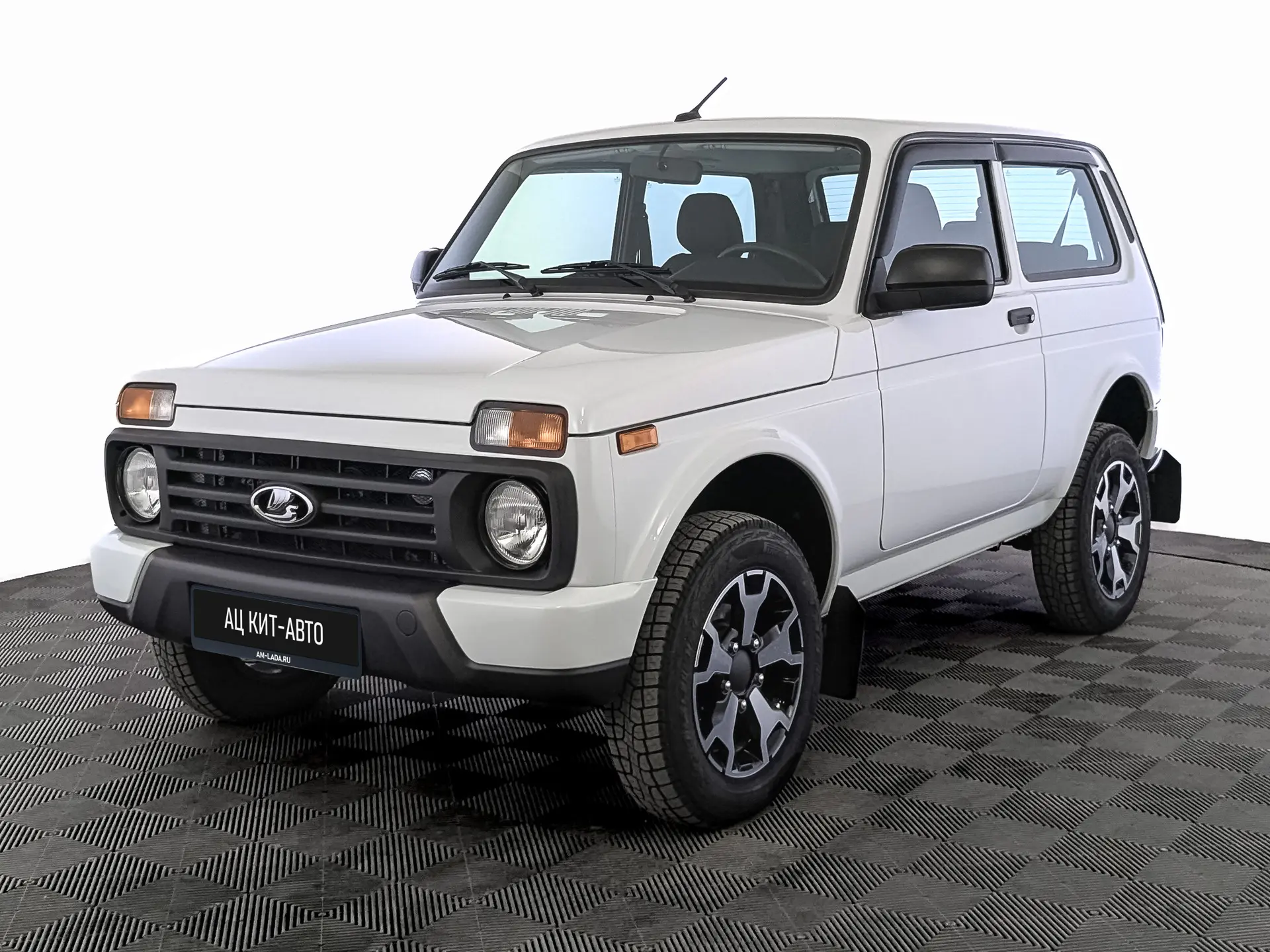 Lada Niva Legend
